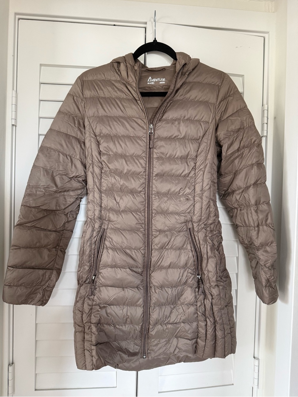 Women’s Hooded‎ Packable Down Jacket - Taupe